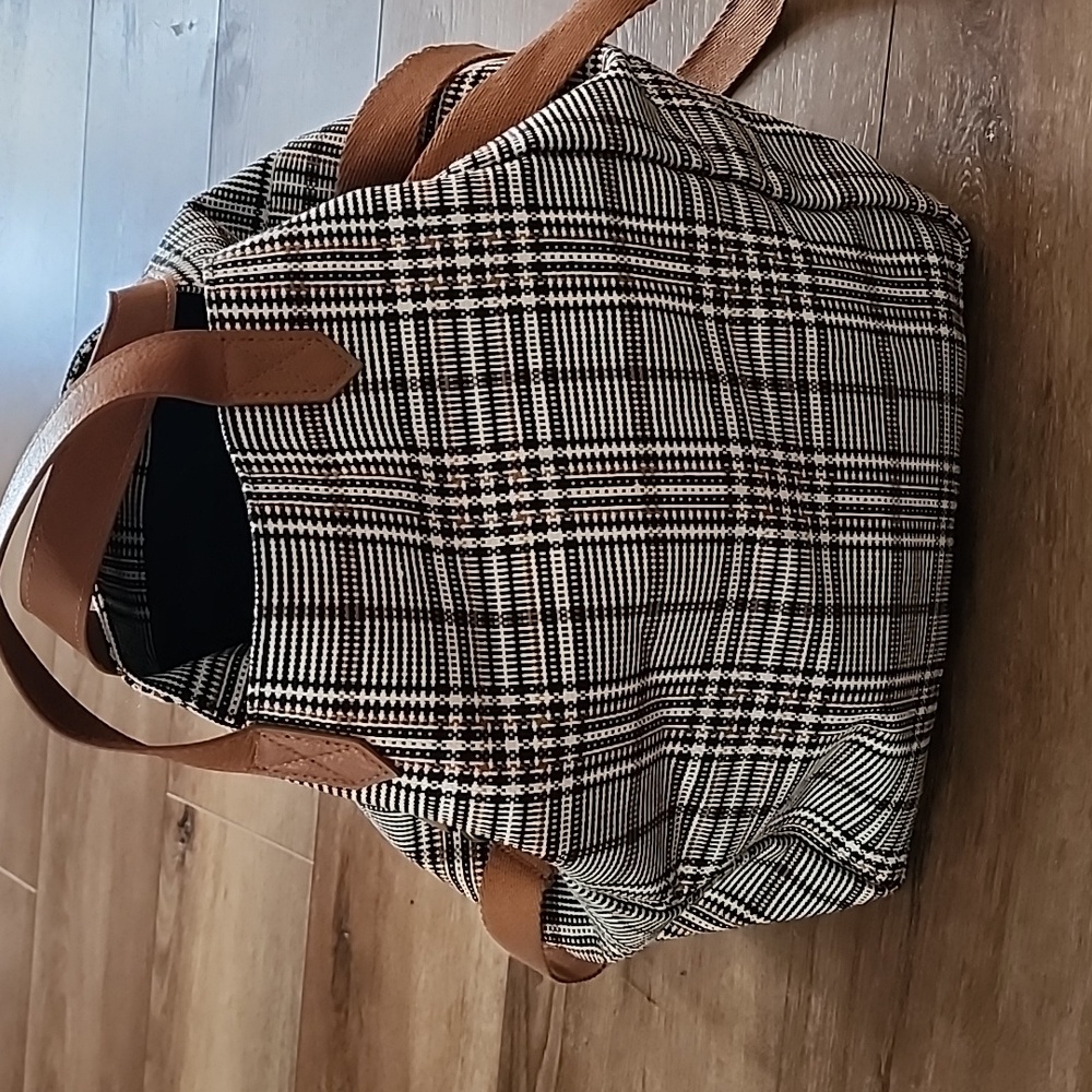 Thirty-one nwot forever plaid tote crossbody bag